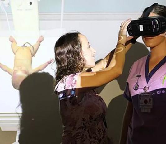 Использование VR для обучения акушеров // CNET.com